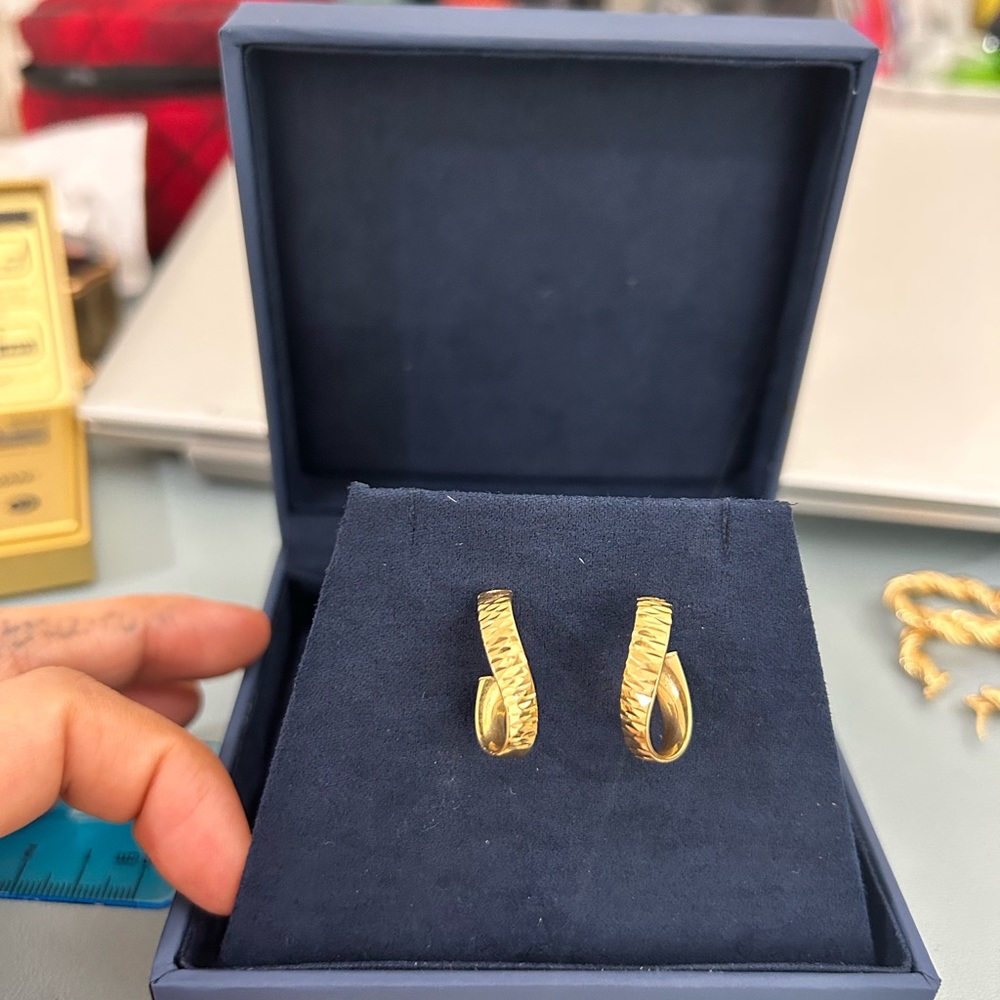 Gold earrings 14k gold